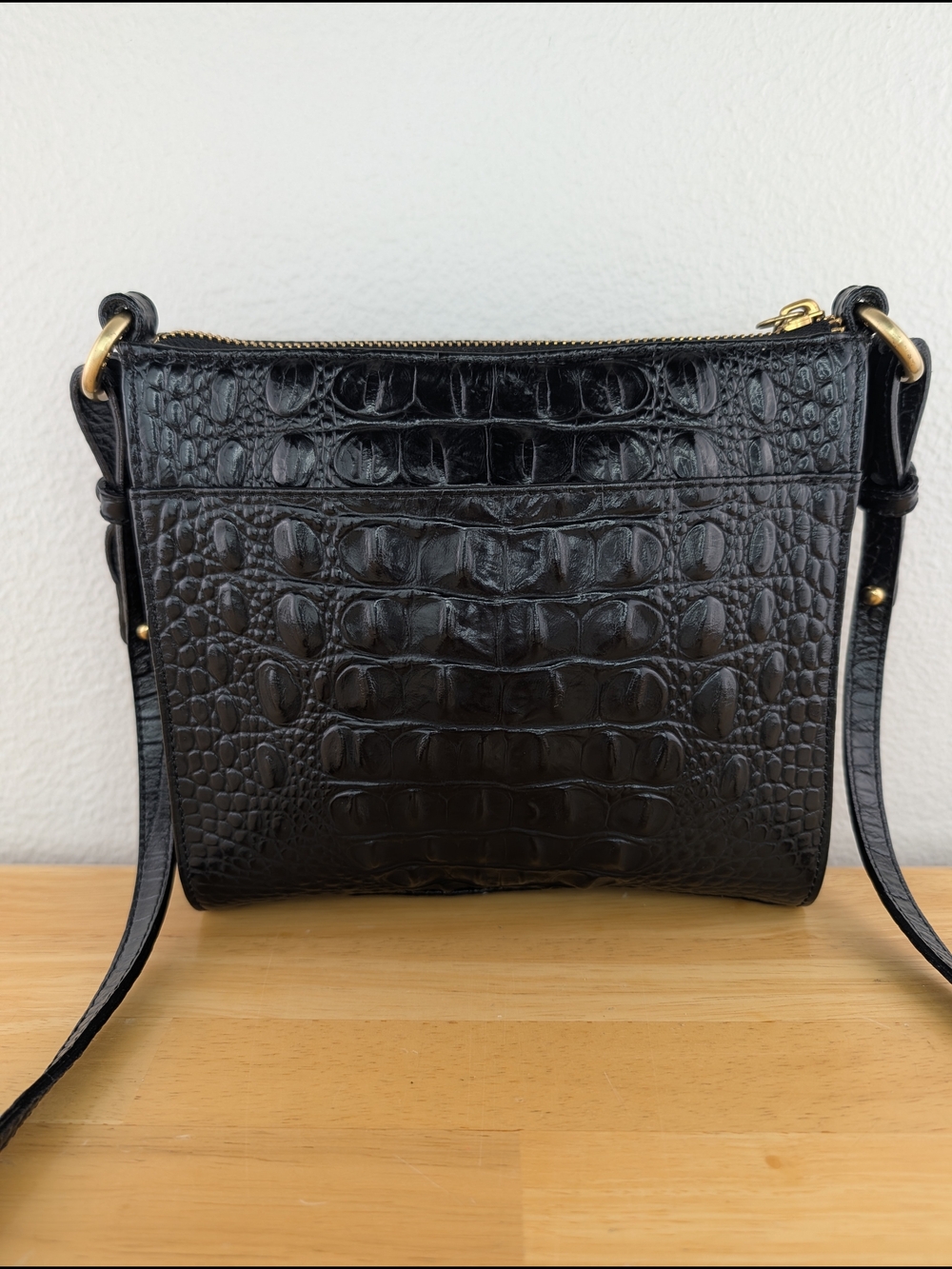 Brahmin Mimosa Manhattan Black Croc-Embossed Leather Crossbody Bag Tassel Detail - Picture 4 of 16